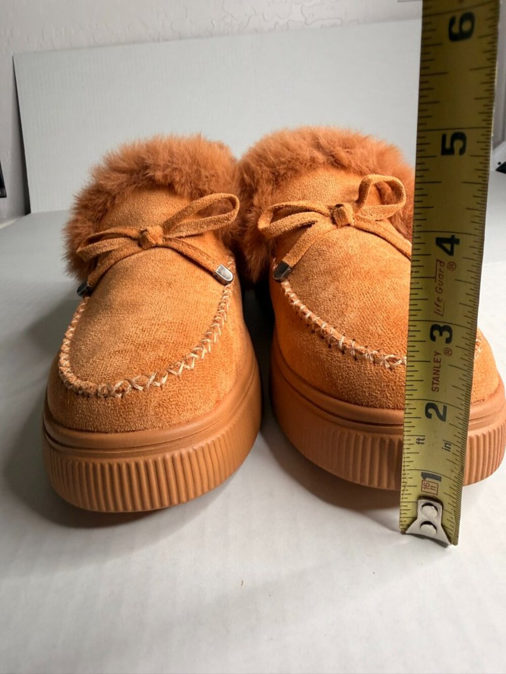 TINSTREE Faux Fur Platform Slippers Camel Brown Women's Size 8 Cozy Moccasins - Picture 4 of 10